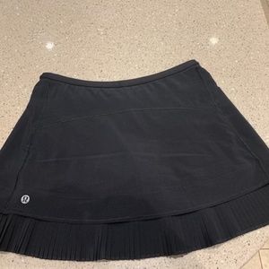 Lululemon "City Run" Tennis Skirt